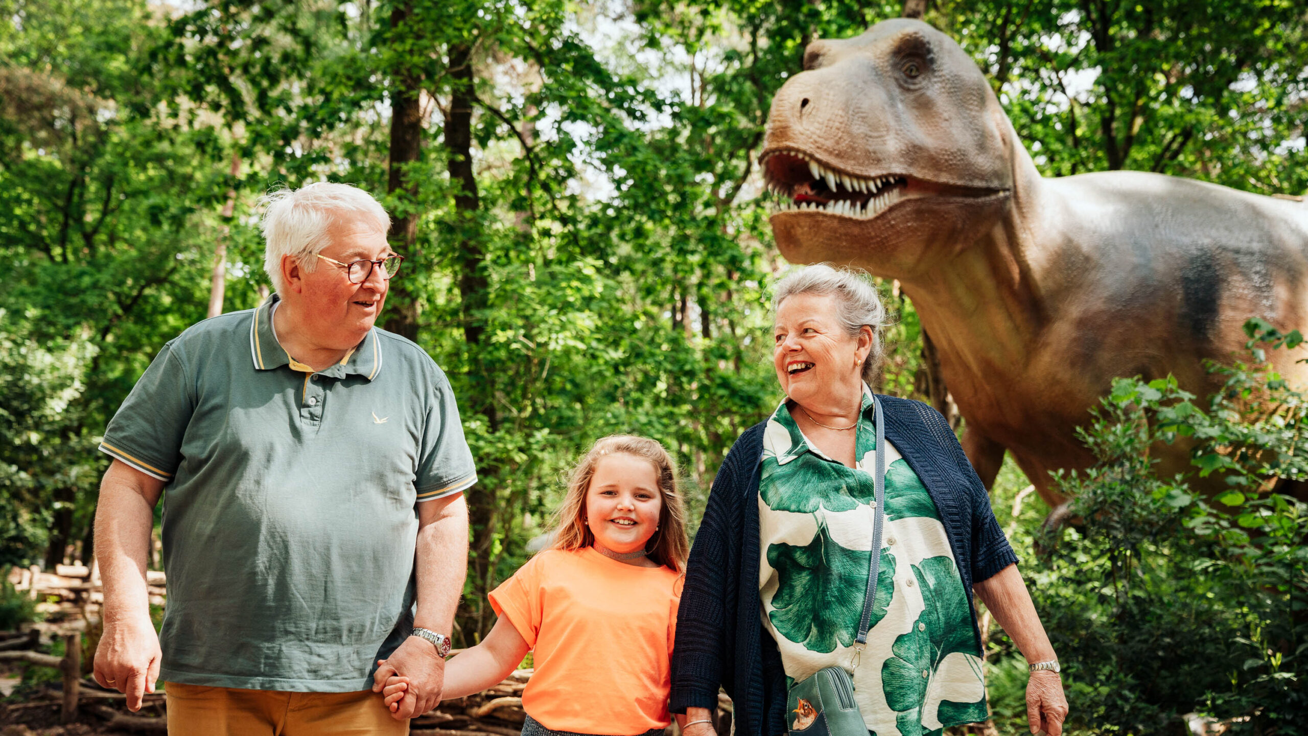Laat je verrassen door opa en oma: 5 redenen om nog deze maand DierenPark Amersfoort te bezoeken